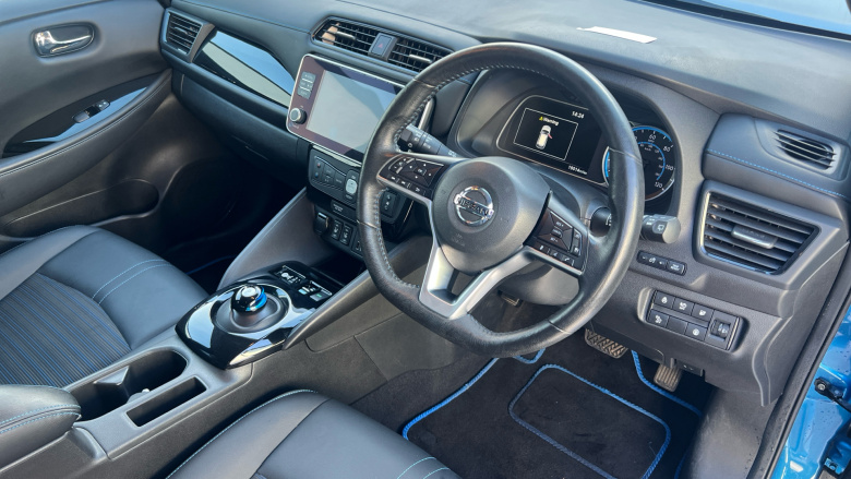 Nissan LEAF 160kW e+ N-Connecta 62kWh 5dr Auto Electric Hatchback